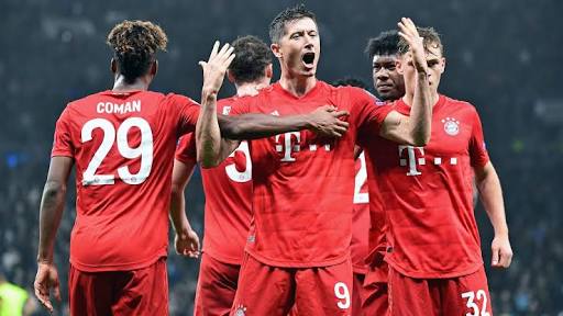 Bayern top Bundesliga after narrow win
