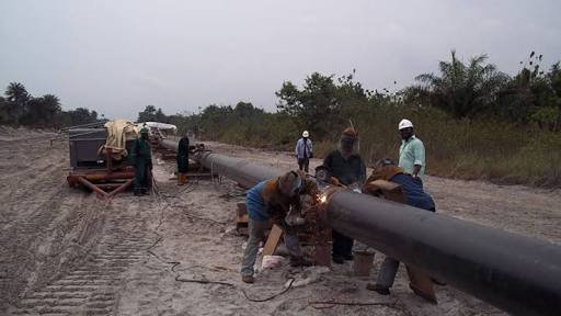 Panic as Julius Berger ruptures NNPC gas pipeline on Lagos-Ibadan expressway