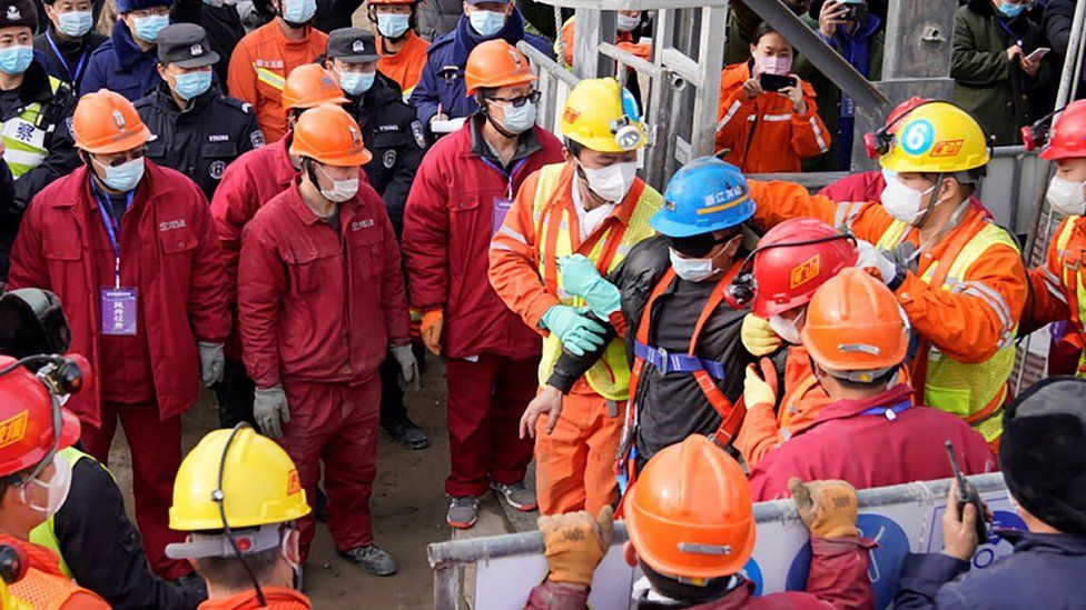 China mine rescue: Eleven miners brought to surface alive