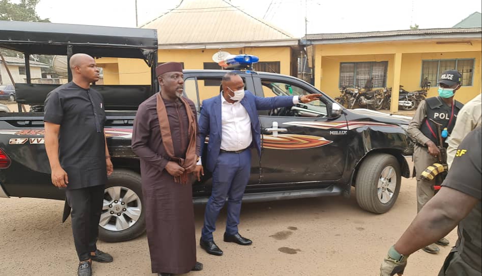 Just in: Former Gov, Okorocha arrested, detained by police in Owerri + pictures